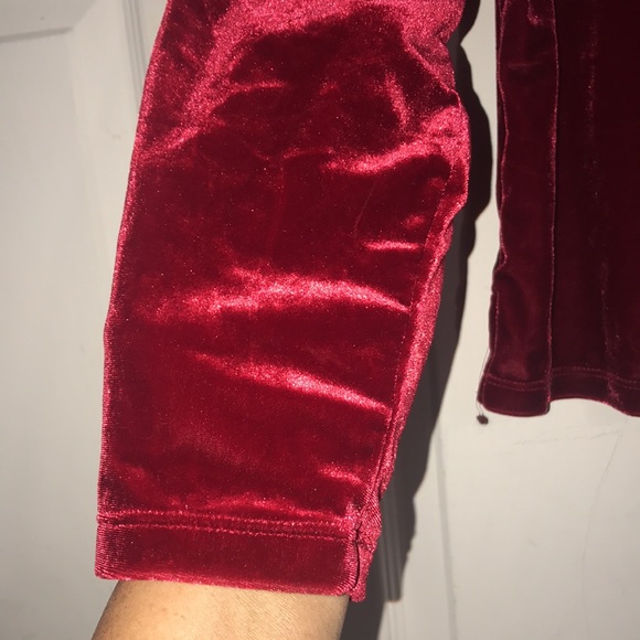 Women’s Worthington Velvet Top - Picture 3 of 6